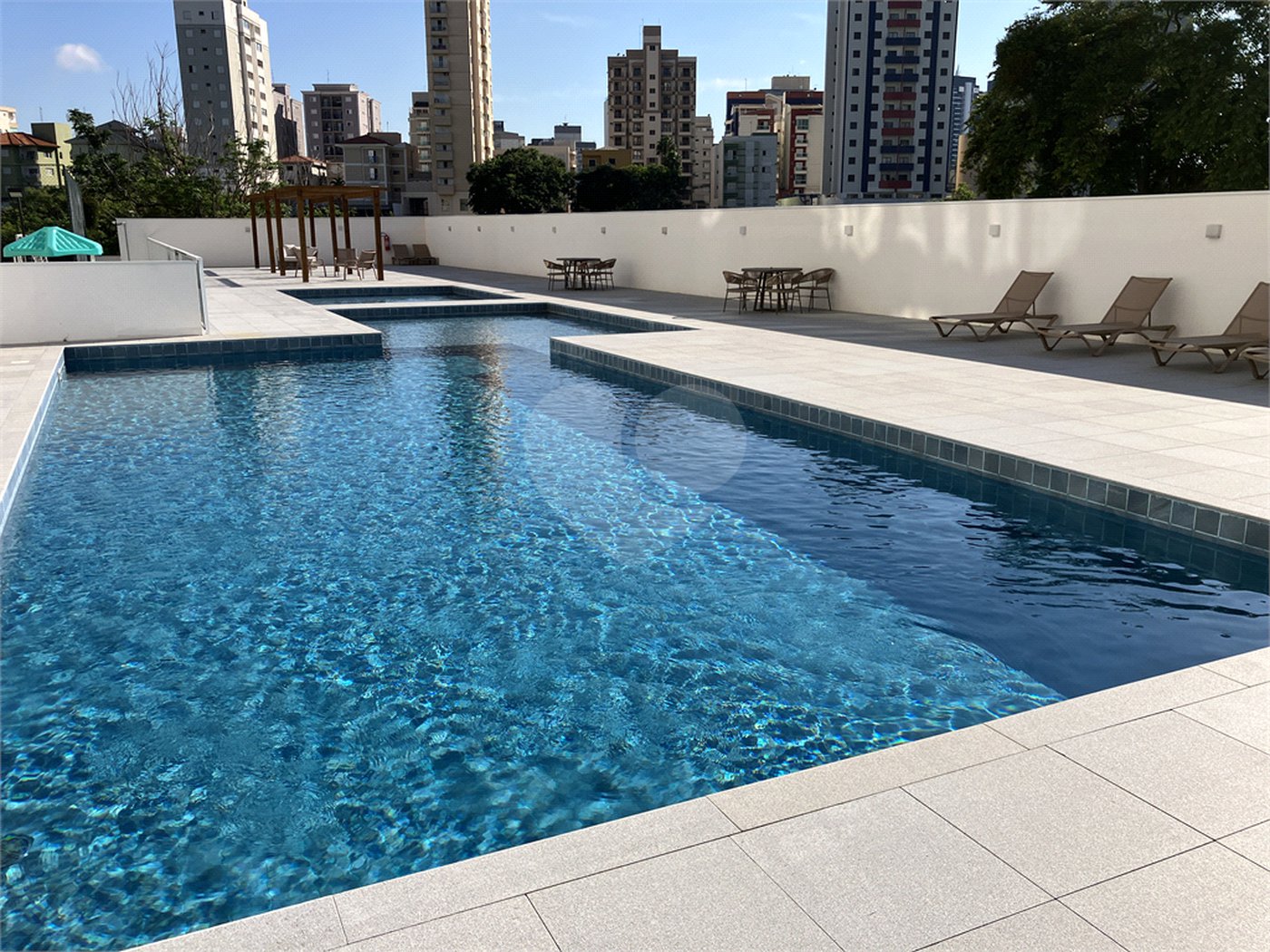 Apartamento à venda com 3 quartos, sendo 1 suíte,  em Parque Campolim, Sorocaba, SP