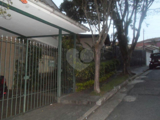 Sobrado à venda com 4 quartos, sendo 1 suíte,  em Jardim Franca, São Paulo, SP