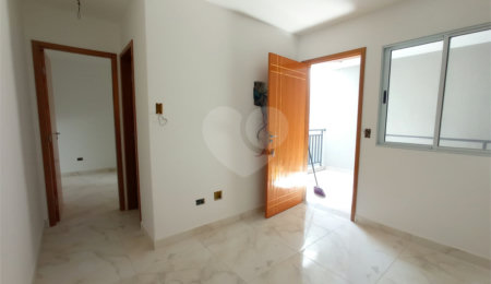 Casa à venda com 2 quartos no condomínio Regina, São Paulo - SP
