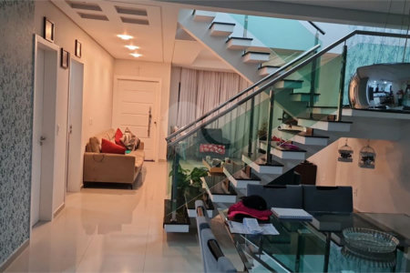 Casa à venda com 3 quartos, sendo 1 suíte, no condomínio Horizontes de Sorocaba, Sorocaba - SP