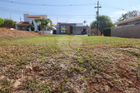 Terreno à venda em Altos do Jaraguá, Araraquara, SP