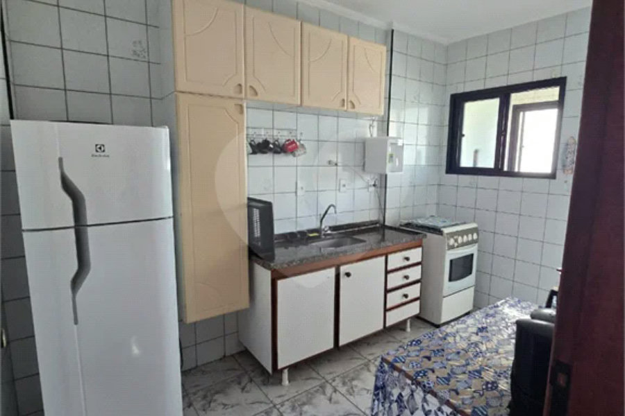 Belíssimo apartamento recém reformado na Praia Grande.