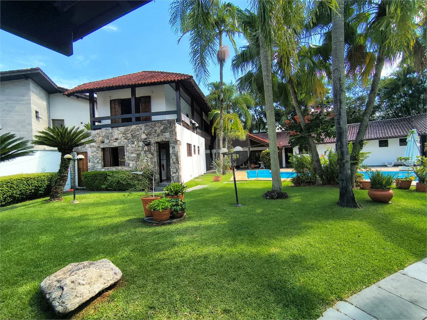 Casa à venda com 6 suítes em Costa do Sol, Bertioga, SP
