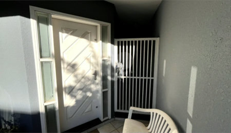 Casa à venda com 3 quartos, sendo 1 suíte,  no condomínio Portal das Acacias, Indaiatuba - SP