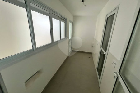 APARTAMENTO ALTO PADRÃO 3 SUÍTES 3 VAGAS VARANDA GOURMET ANÁLIA FRANCO.