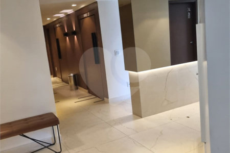Apartamento à venda com 2 quartos em Parque Maria Domitila, São Paulo, SP