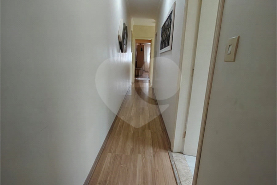 Sobrado à venda com 3 quartos, sendo 1 suíte,  em Tremembé, São Paulo, SP