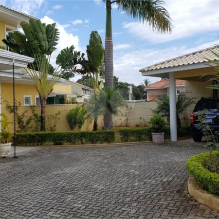 Casa à venda com 4 suítes no condomínio Aldeia da Serrinha, Sorocaba - SP