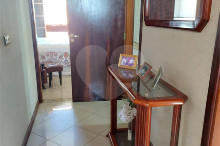 Casa à venda com 5 quartos, sendo 1 suíte, em Santa Claudina, Vinhedo, SP