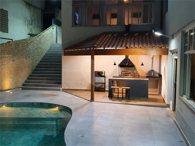 Casa à venda com 4 quartos, sendo 3 suítes,  em Jardim Prudência, São Paulo, SP