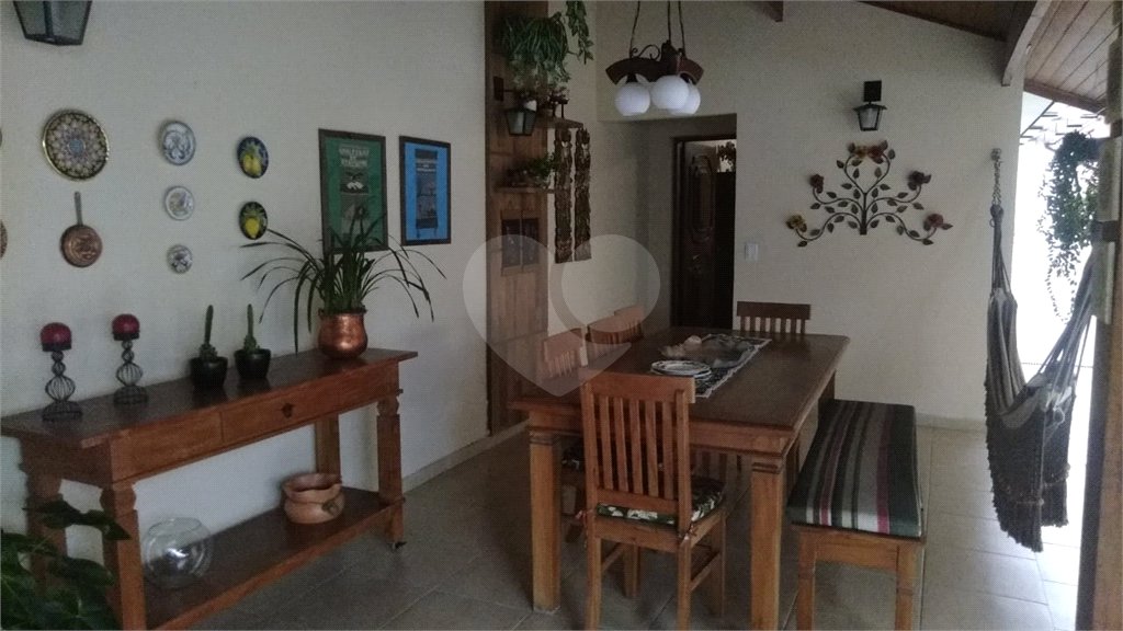 Casa Térrea à venda com 3 suítes em Super Quadra Morumbi, São Paulo, SP