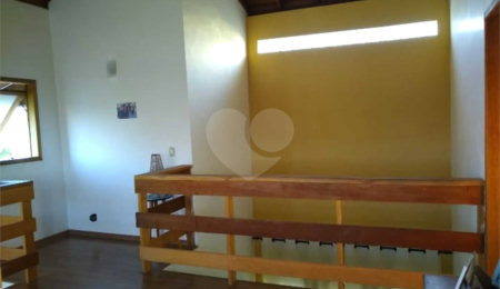 Sobrado à venda com 4 quartos, sendo 1 suíte,  em Nova Itatiba, Itatiba, SP
