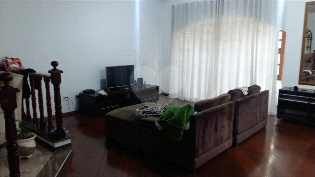 Sobrado à venda com 4 suítes em Tremembé, São Paulo, SP