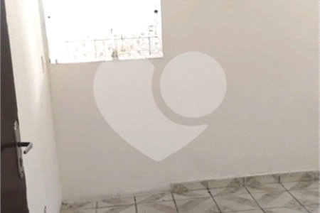 Sobrado à venda com 7 quartos, sendo 1 suíte, em Vila Maria Baixa, São Paulo, SP
