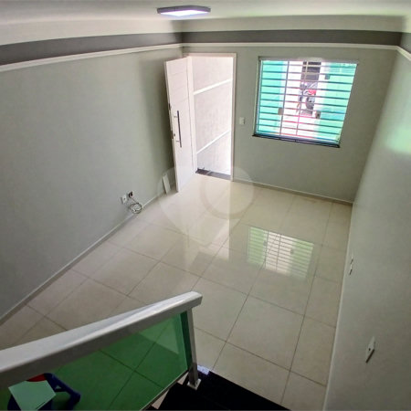 Sobrado à venda com 3 quartos, sendo 1 suíte,  em Parque Vitória, São Paulo, SP