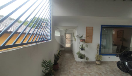 Sobrado à venda com 3 quartos, sendo 1 suíte,  em Tremembé, São Paulo, SP