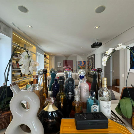 Apartamento à venda com 3 suítes em Consolação, São Paulo, SP