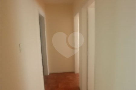 Apartamento à venda com 3 quartos, sendo 1 suíte, em Pinheiros, São Paulo, SP