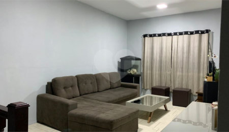 Sobrado à venda com 3 quartos, sendo 1 suíte,  em Jardim Esmeralda, São Paulo, SP