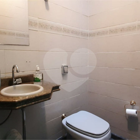 Sobrado à venda com 3 quartos, sendo 1 suíte, em Jardim Regina, São Paulo, SP