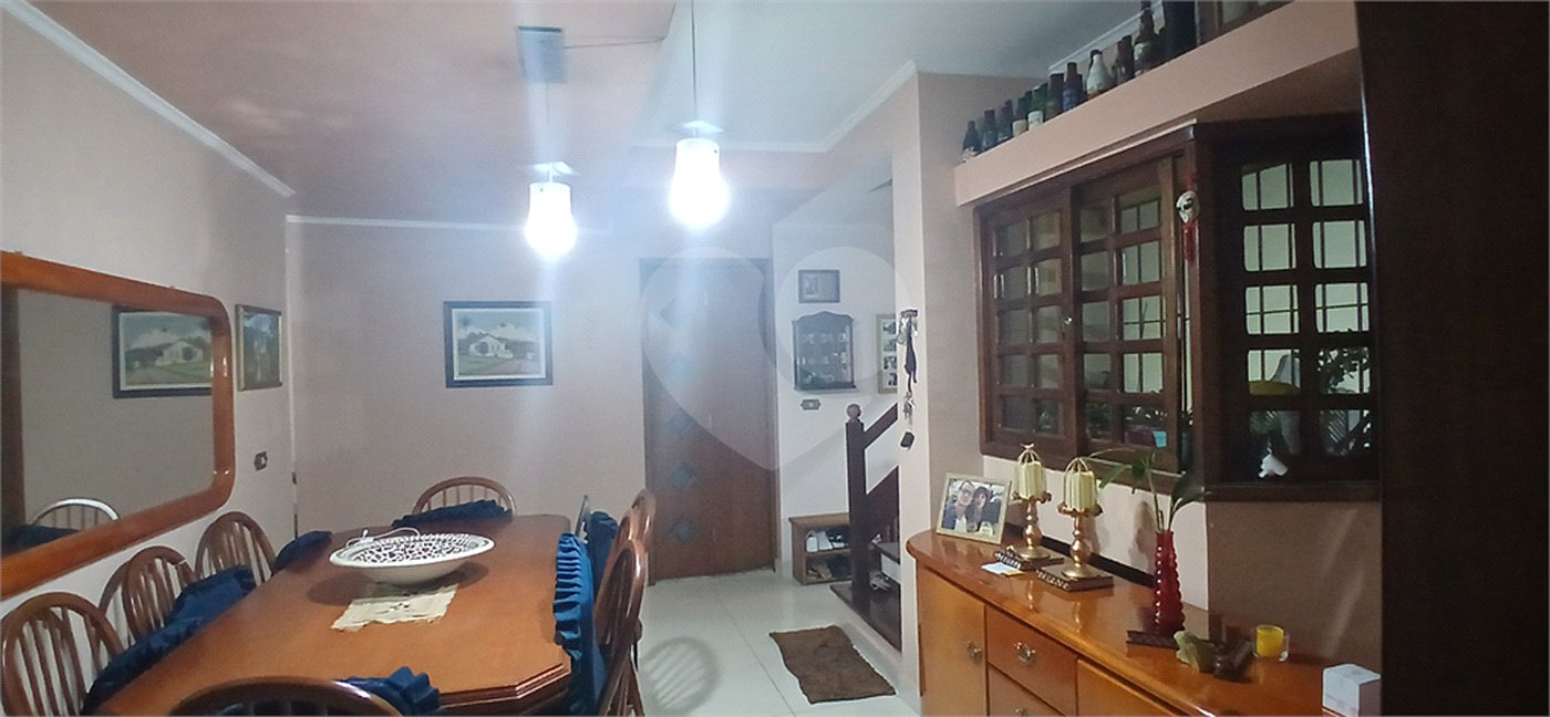 Sobrado à venda com 3 suítes em Nova Petrópolis, São Bernardo do Campo, SP