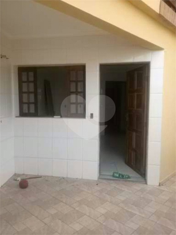 Sobrado à venda com 3 quartos, sendo 1 suíte, em Jardim Monte Kemel, São Paulo, SP