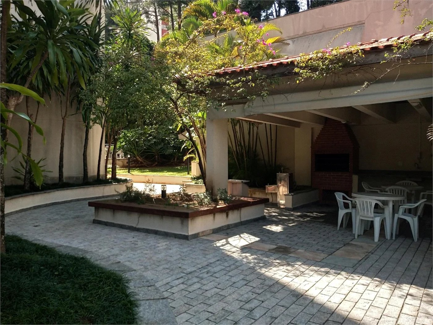 Apartamento à venda com 3 suítes em Vila Suzana, São Paulo, SP