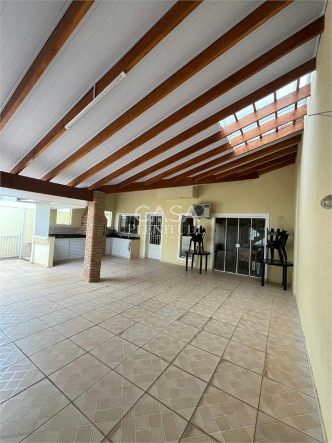 Casa em condomínio à venda com 3 quartos, sendo 1 suíte, no Centro, Araçoiaba da Serra, SP