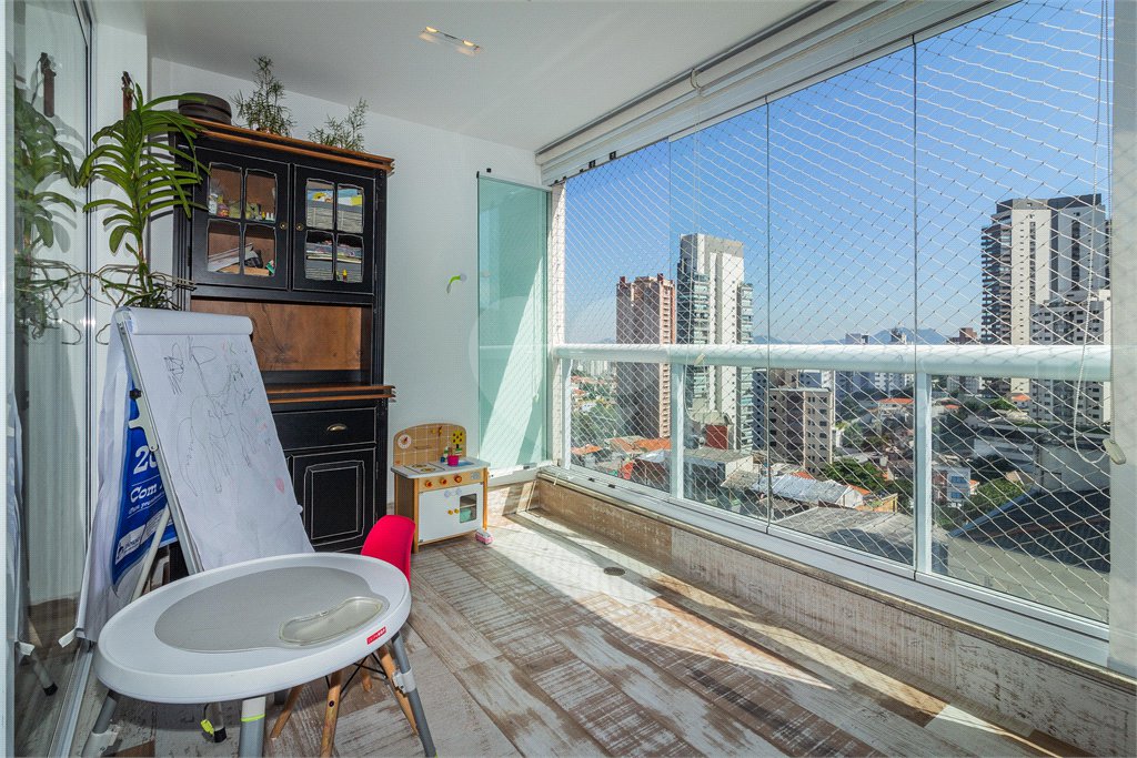 Apartamento à venda com 3 suítes em Alto da Lapa, São Paulo, SP