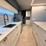 Apartamento à venda com 3 quartos, sendo 1 suíte,  em Vila Mogilar, Mogi das Cruzes, SP