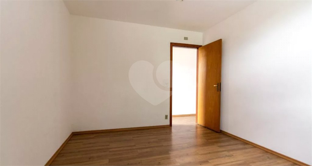 Casa à venda com 4 quartos, sendo 1 suíte, em Vila Tiradentes, São Paulo, SP