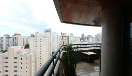 Apartamento à venda com 4 quartos, sendo 2 suítes,  em Vila Uberabinha, São Paulo, SP