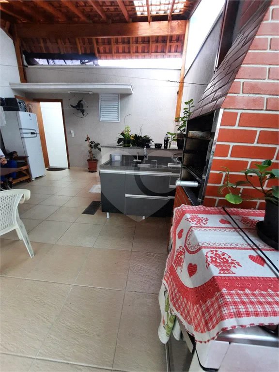 Sobrado à venda com 3 quartos, sendo 2 suítes, em Vila Mazzei, São Paulo, SP