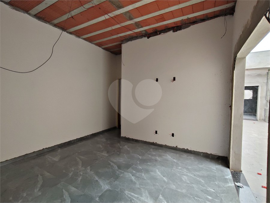Casa à venda com 3 quartos, sendo 1 suíte, em Parque Itapê, Itapetininga, SP