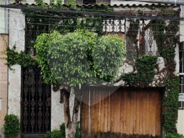 Sobrado à venda com 4 quartos em Parada Inglesa, São Paulo, SP