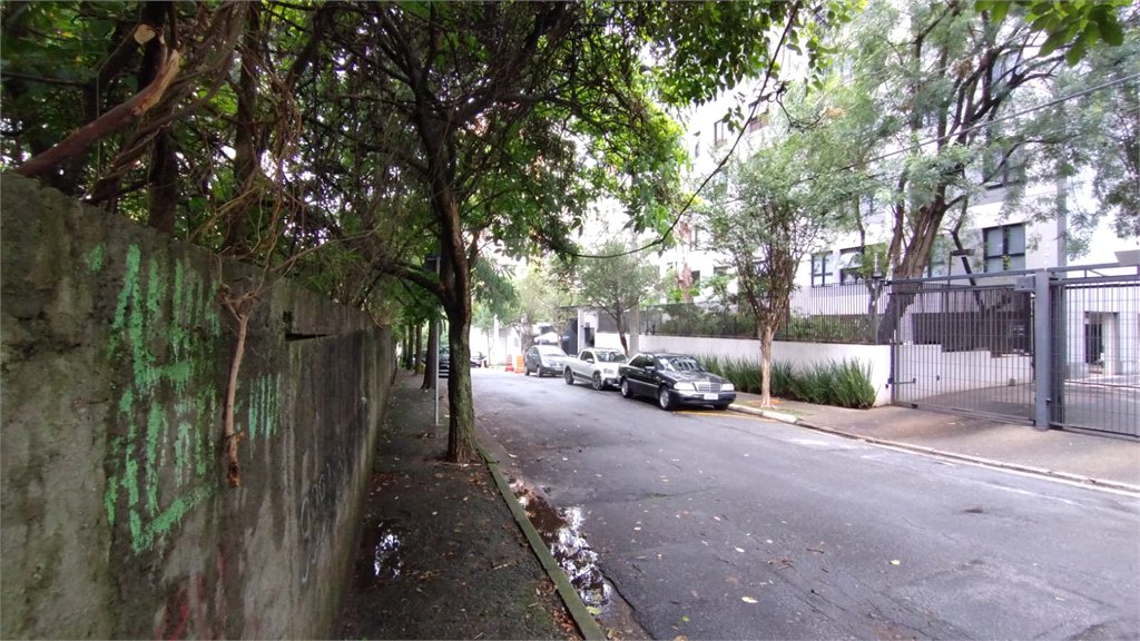 Terreno à venda em Vila Suzana, São Paulo, SP