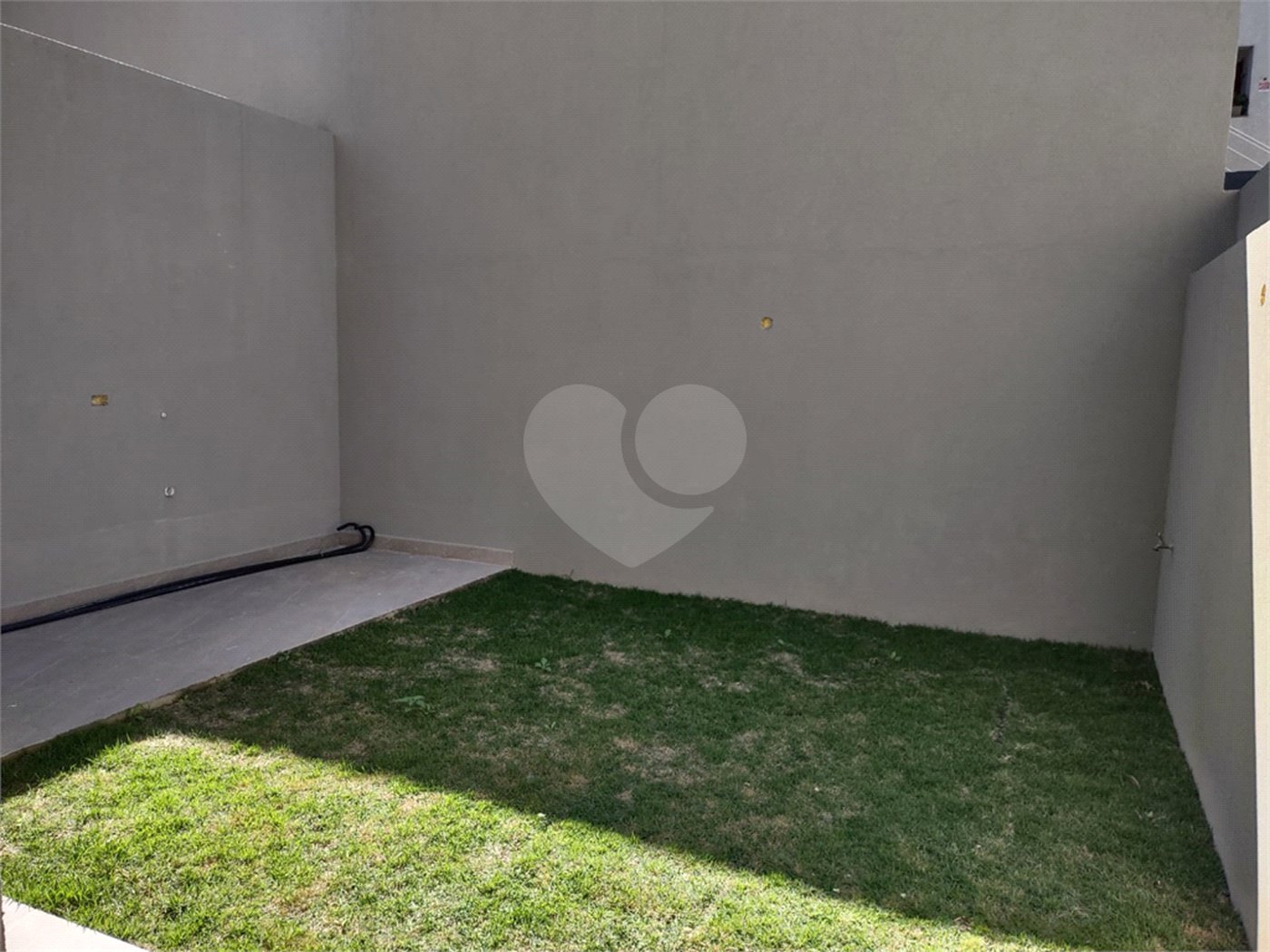 Casa à venda com 2 suítes em Jardim Santo Antônio, Atibaia, SP