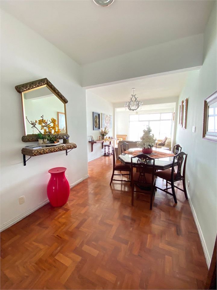 Apartamento com 3 dormitórios à venda, 150 m² por R$ 1.100.000,00 - Pitangueiras - Guarujá/SP