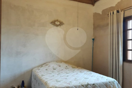 Casa à venda com 2 quartos, sendo 1 suíte, em Jardim Leonor, Itatiba, SP