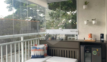 Apartamento à venda com 3 quartos, sendo 1 suíte,  em Campo Grande, São Paulo, SP