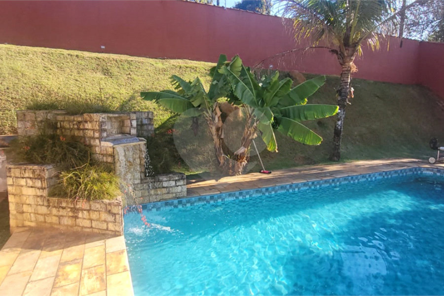 Casa à venda com 3 quartos, sendo 2 suítes,  em Mantiqueira, Mairiporã, SP