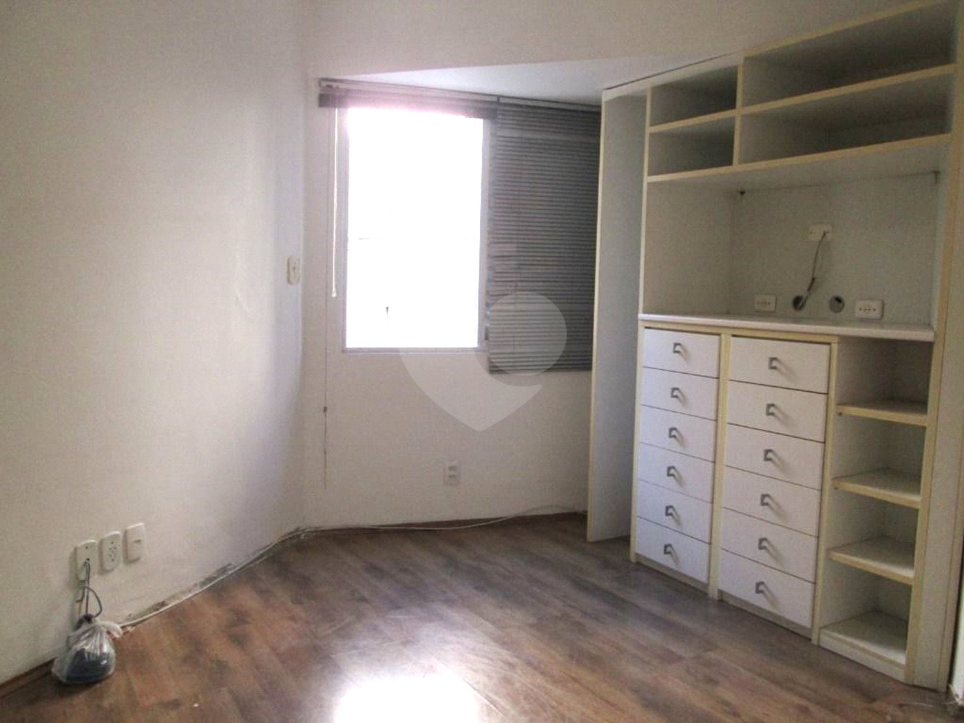 Apartamento à venda com 3 quartos, sendo 1 suíte,  em Paraíso, São Paulo, SP