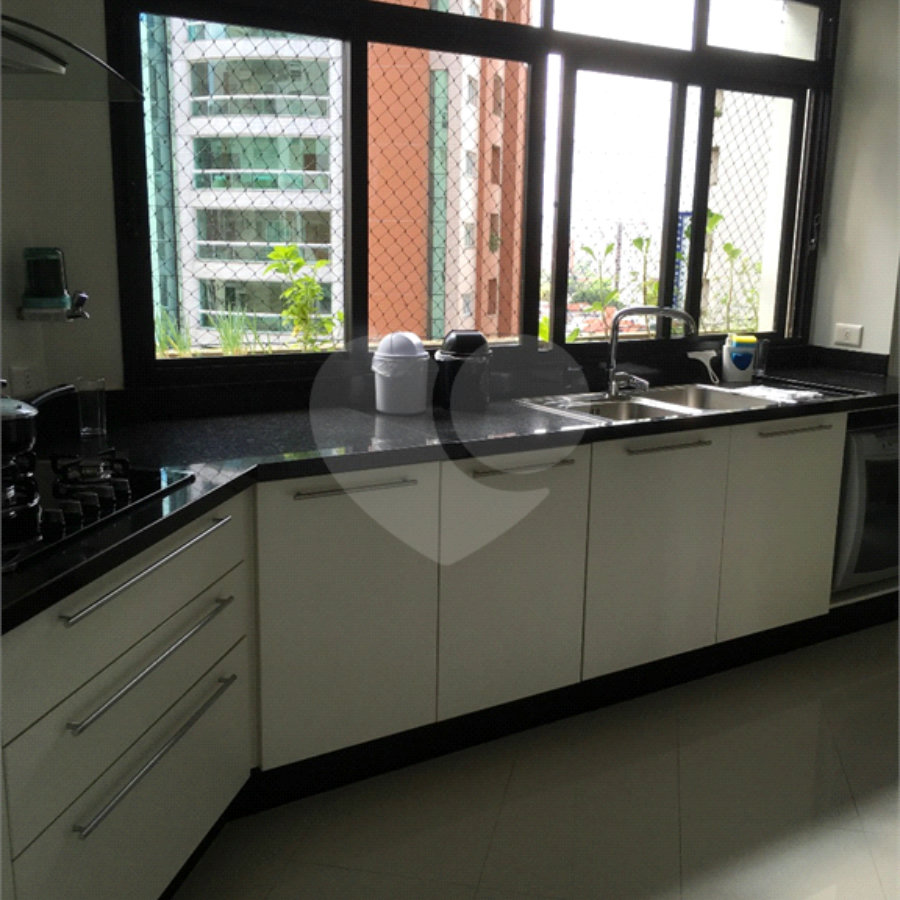 Apartamento à venda com 3 suítes em Vila Gomes Cardim, São Paulo, SP