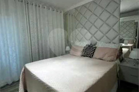 Casa à venda com 3 quartos, sendo 1 suíte, no condomínio Horto Florestal II, Sorocaba - SP