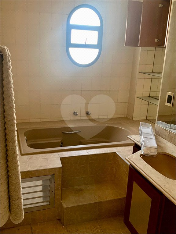 Apartamento à venda com 4 quartos, sendo 2 suítes,  em Vila Andrade, São Paulo, SP