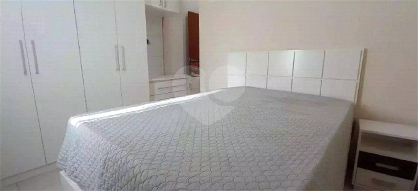 Cobertura à venda com 4 quartos, sendo 2 suítes,  em Algodoal, Cabo Frio, RJ