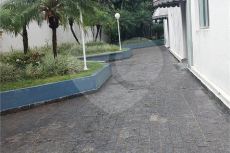 Apartamento à venda com 3 quartos, sendo 1 suíte,  em Vila Gomes Cardim, São Paulo, SP