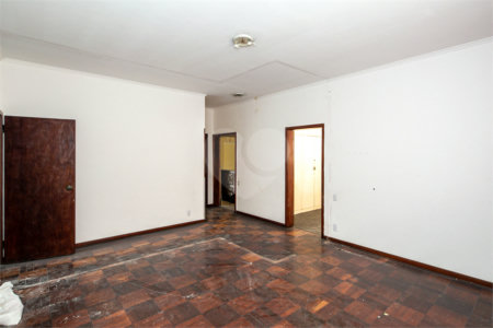 Casa Térrea à venda com 4 quartos, sendo 1 suíte,  em Brooklin Velho, São Paulo, SP
