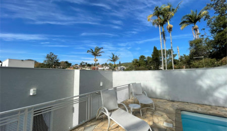 Casa à venda com 3 suítes em Jardim do Lago, Atibaia, SP