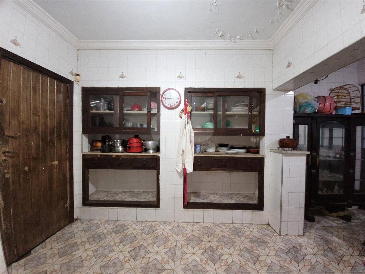 Sobrado à venda ou para alugar com 3 quartos, sendo 13 suítes, em Jardim São Paulo(zona Norte), São Paulo, SP
